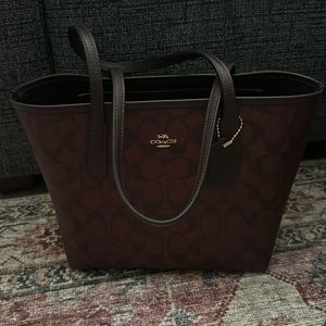 Coach signature, mini city tote